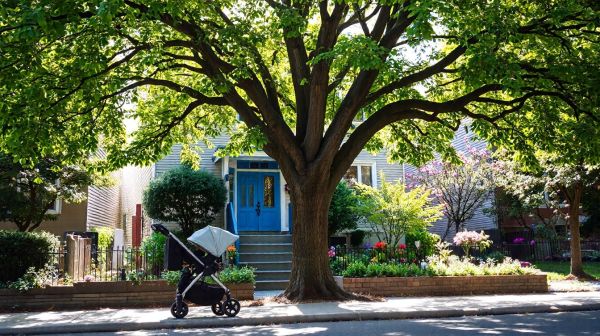 Top 5 Raisons de Choisir Rosemont–La Petite-Patrie pour Élever des Enfants